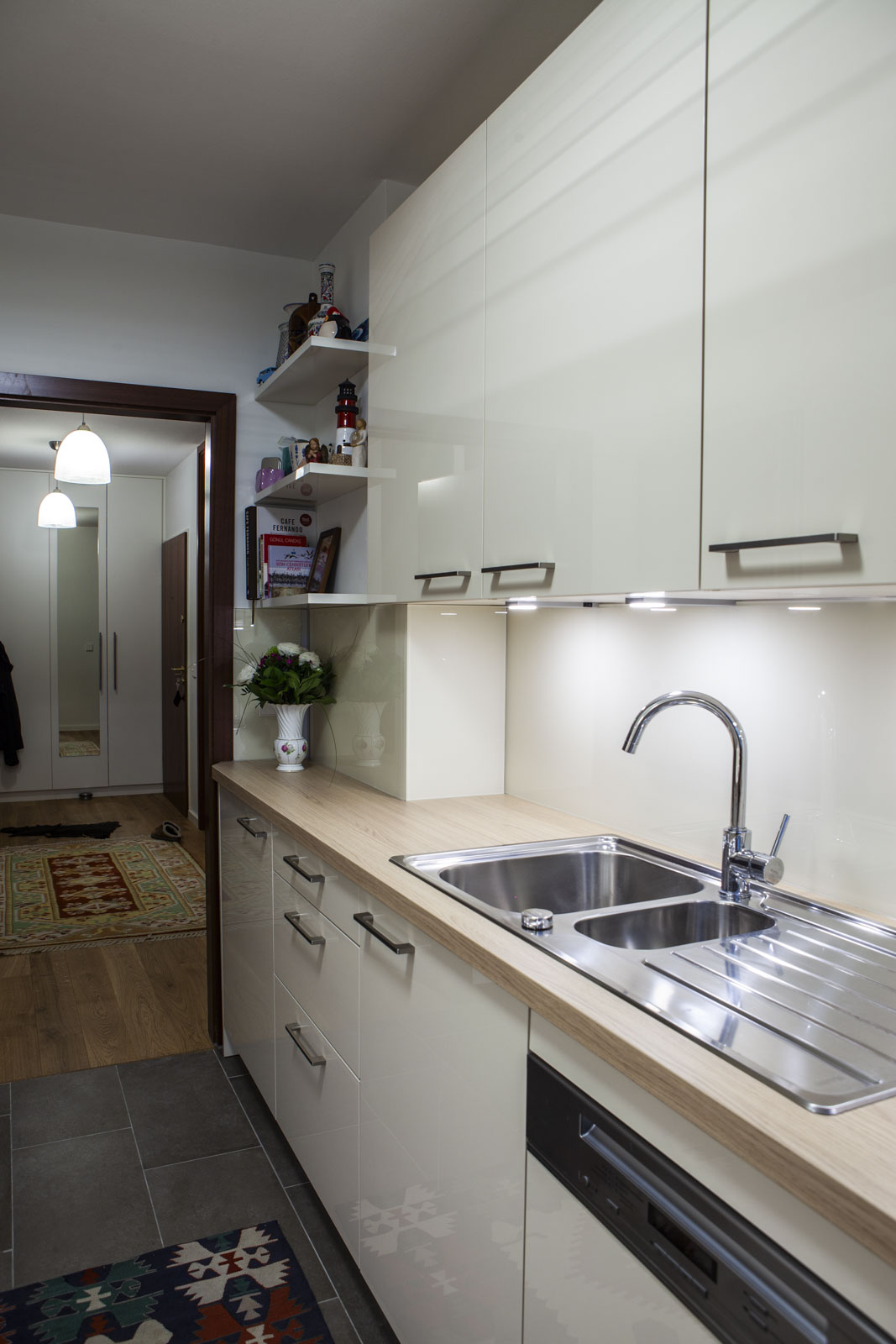 Echt Lack Küche in Magnolia Hochglanz – Foto 10