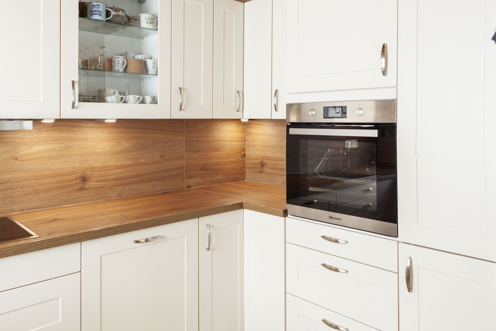 Moderne Landhausküche: Eleganz, Funktionalität und Liebe zum Detail – Foto 9