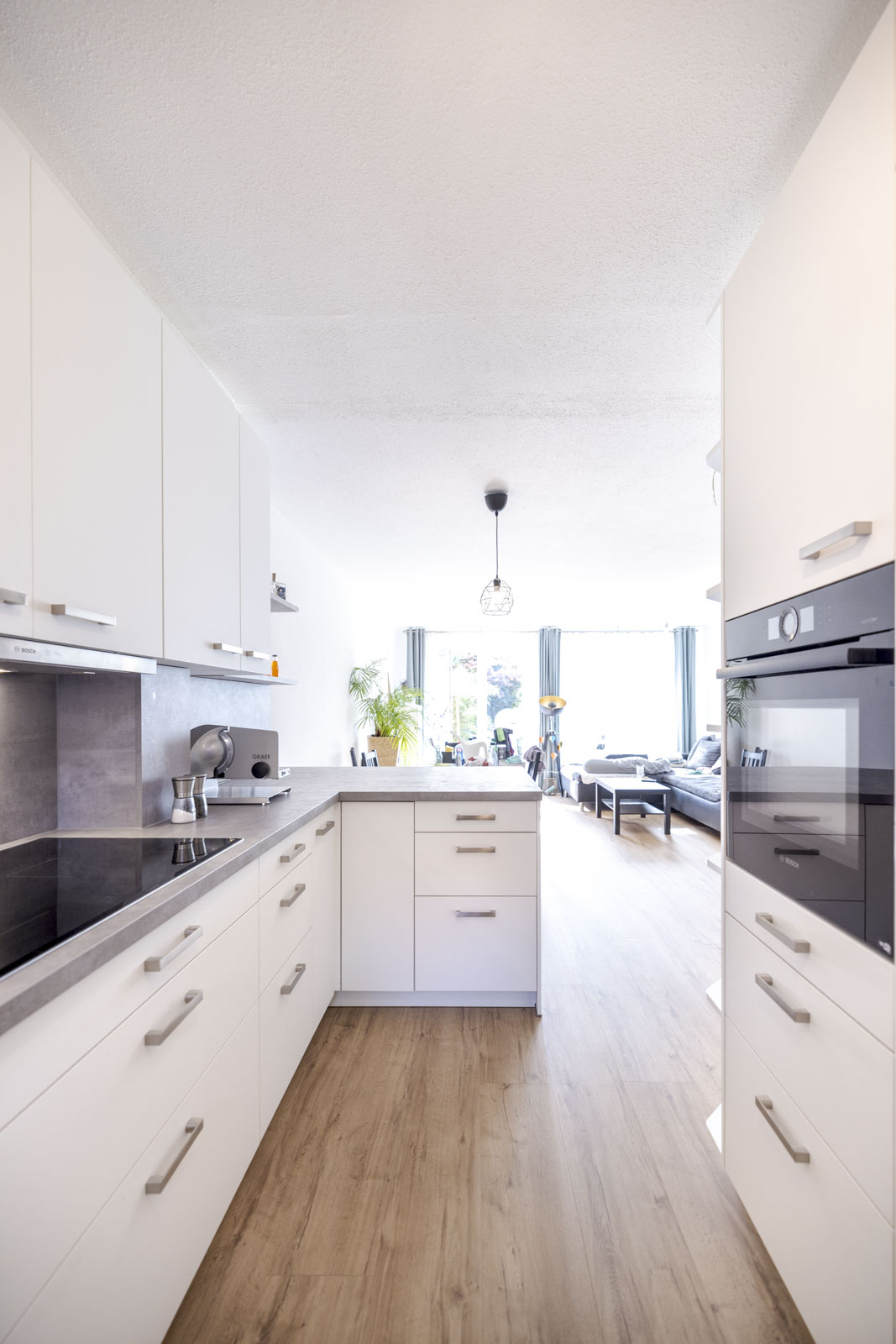 Weiße moderne G-Küche mit Schichtstoff Arbeitsplatte von Ballerina – Foto 10
